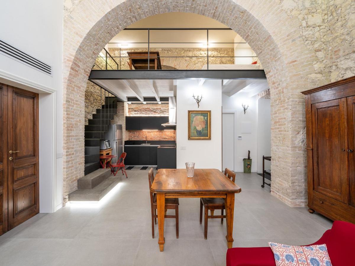 Massimo Boutique Apartment Cagliari Eksteriør billede